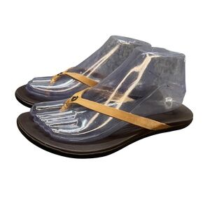 Olukai Hoopio Leather Sandals Womens Size 8 Flip Flop Rubber Sole Beach Shoes